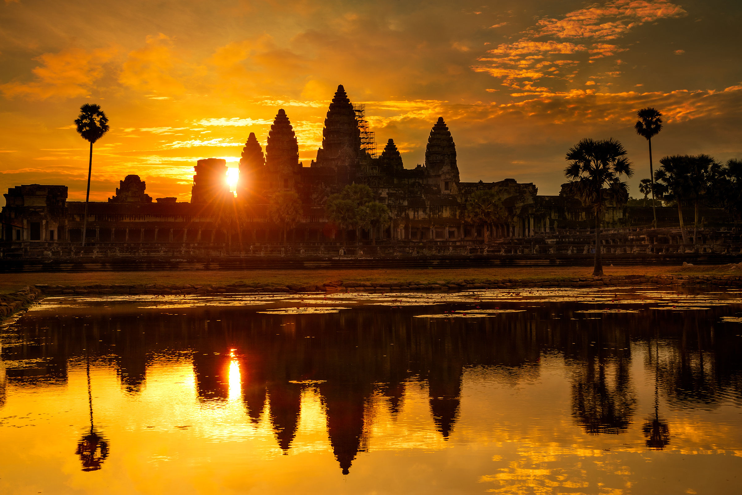 Tramonto ad Angkor Wat